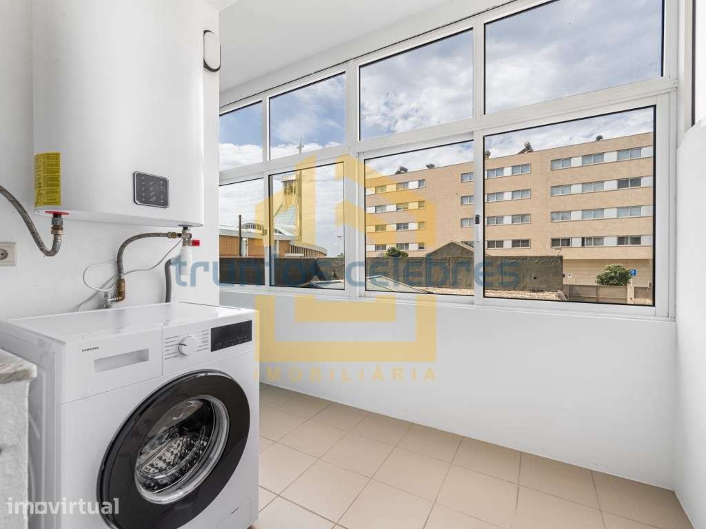T2 Renovado com Vista Mar | em 2ª linha de mar, Caxinas - Vila do C... - Grande imagem: 4/19