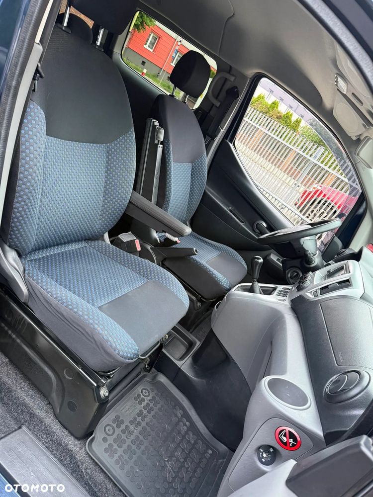 Nissan NV200 Evalia 1.6 Premium - 16