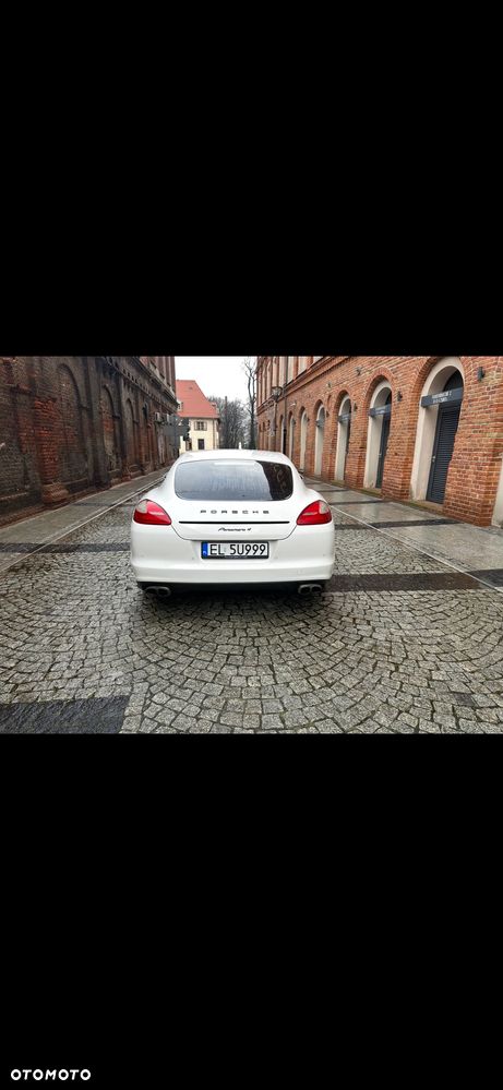 Porsche Panamera 4 PDK - 13
