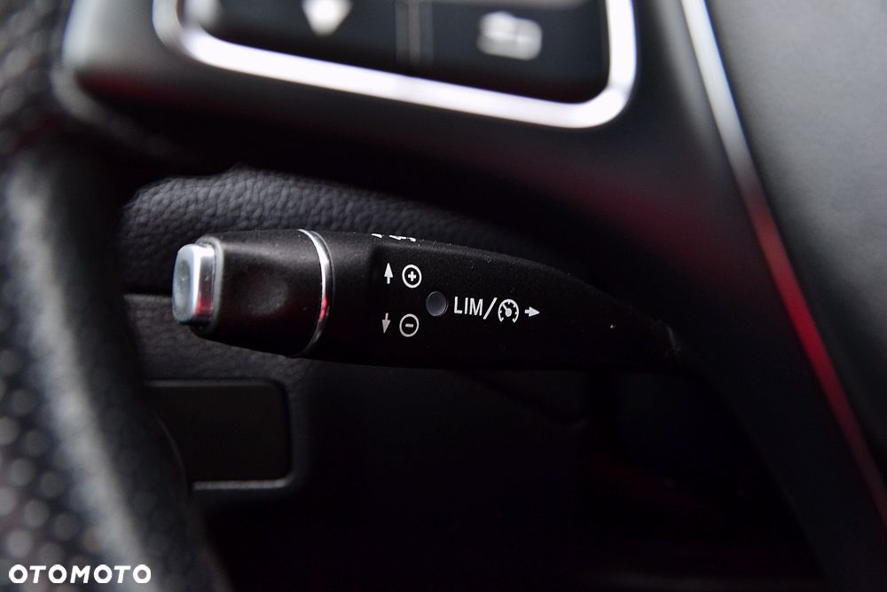 Mercedes-Benz GLA 200 Urban - 22