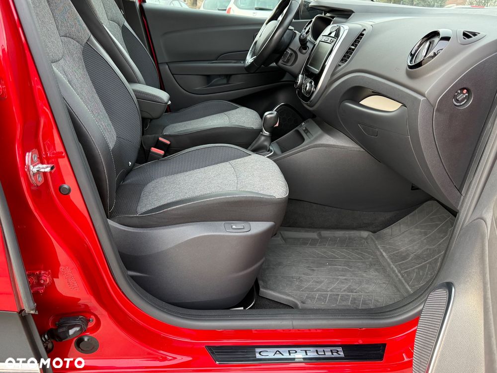 Renault Captur - 31
