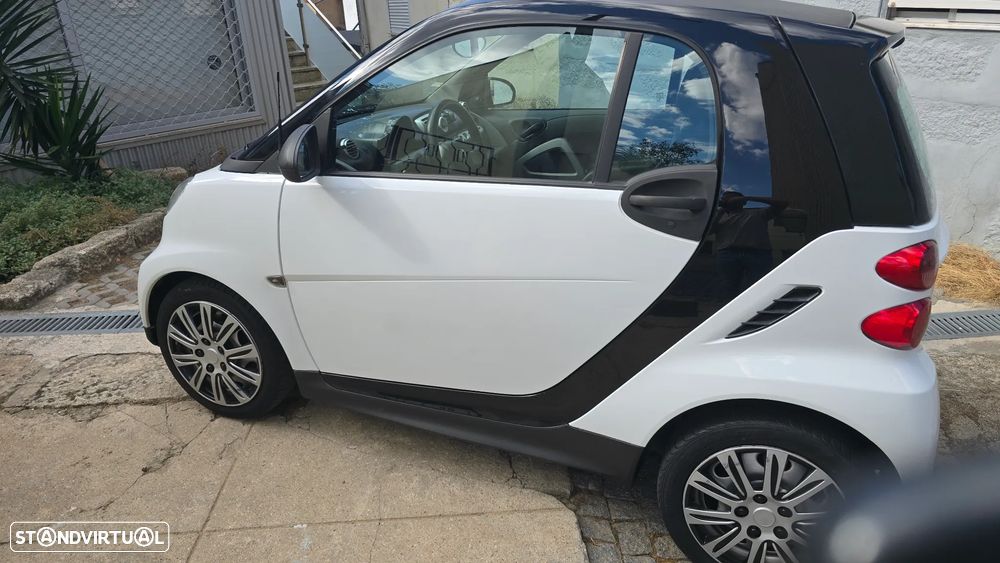 Smart ForTwo Coupé 1.0 mhd Pure 61 - 1