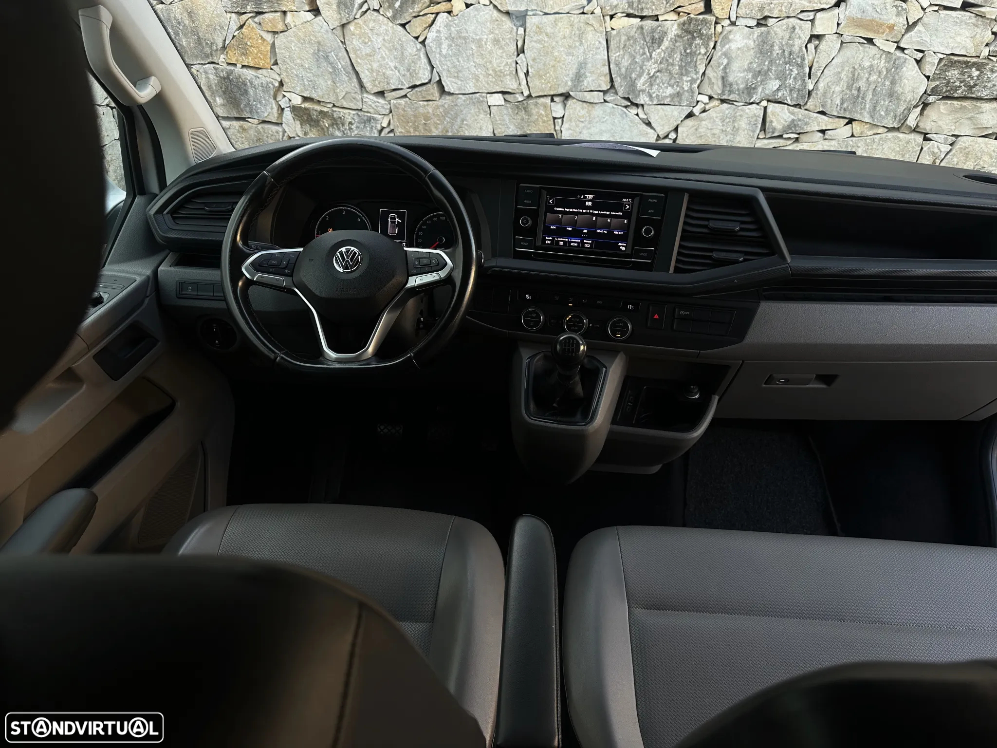 VW Caravelle 2.0 TDi BM Longa Comfortline - 20
