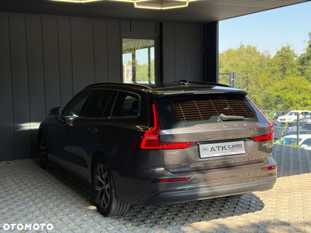 Volvo V60 B4 D Core - 13