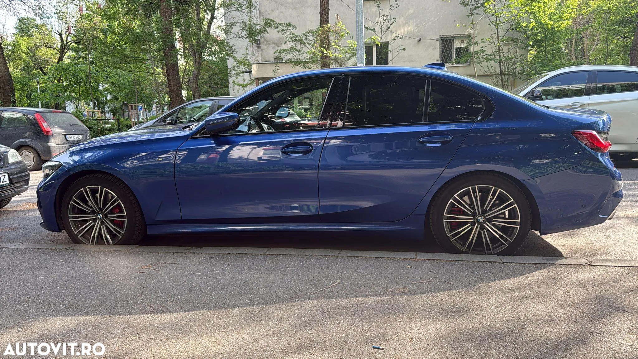 BMW Seria 3 330d xDrive AT MHEV - 12