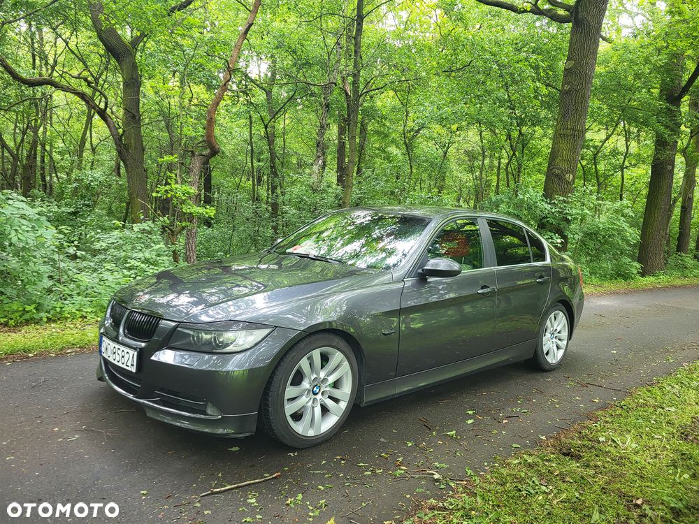 BMW Seria 3 330i - 6