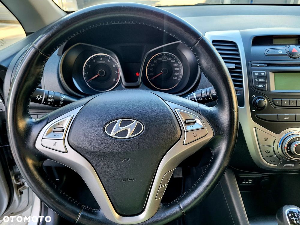 Hyundai ix20 1.6 Classic + - 19