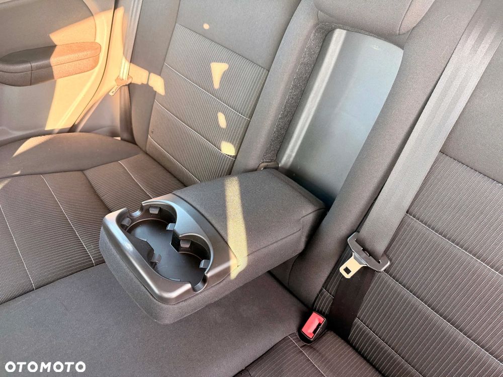 Ford Focus 1.8 Titanium - 14