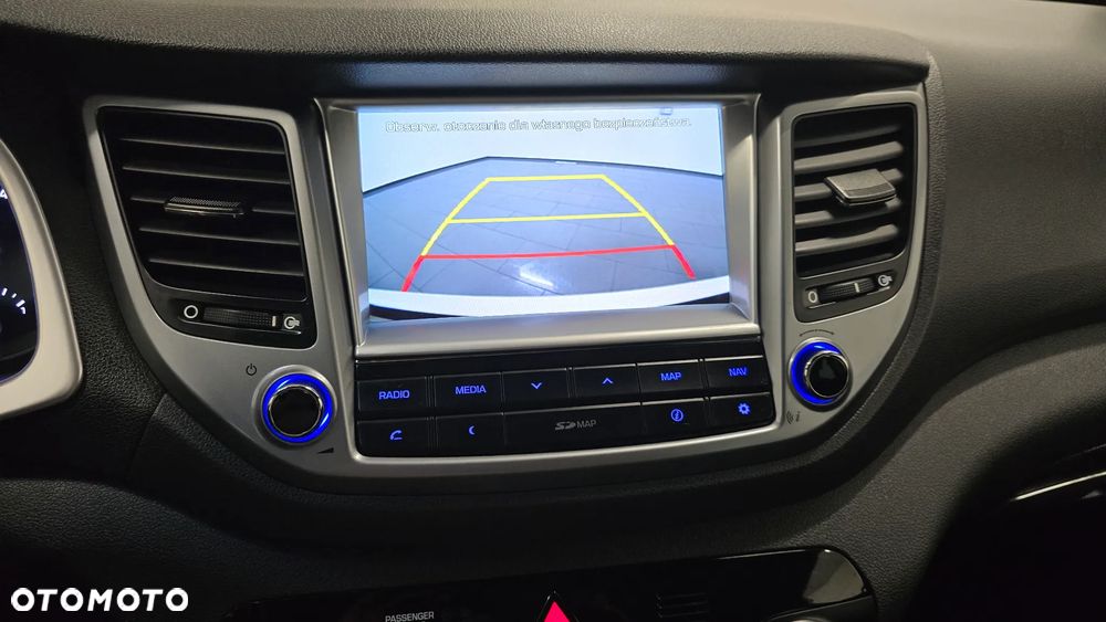 Hyundai Tucson 1.7 CRDI BlueDrive Style 2WD - 24