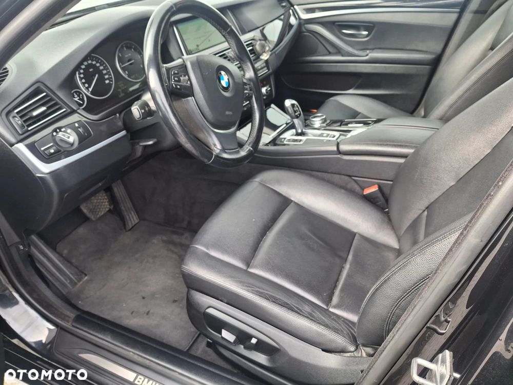 BMW Seria 5 518d Luxury Line - 23