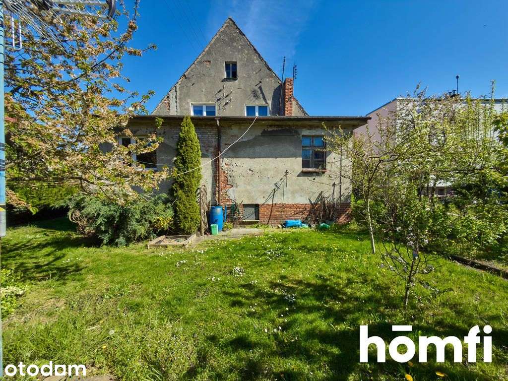 Klecina: Parter 104m² w starej willi + 50% ogrodu