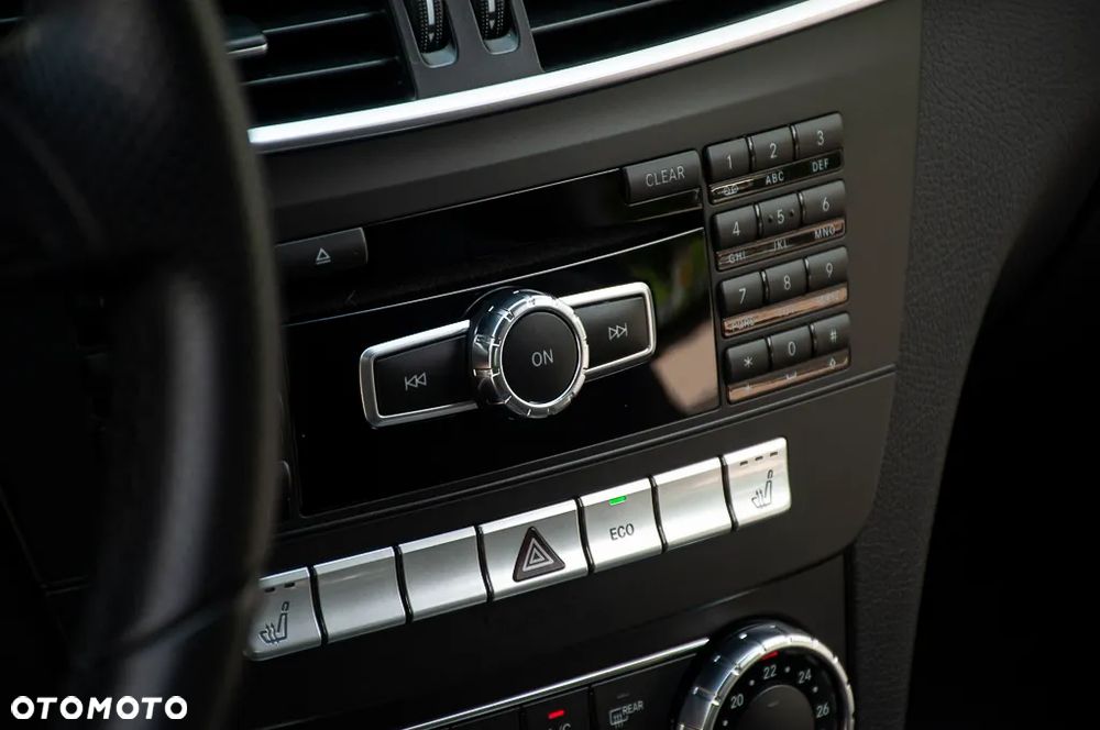 Mercedes-Benz Klasa C 180 BlueEFFICIENCY - 33