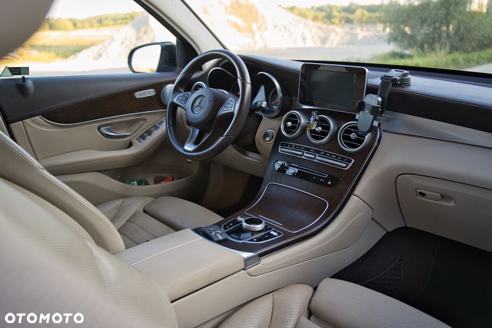 Mercedes-Benz GLC - 8