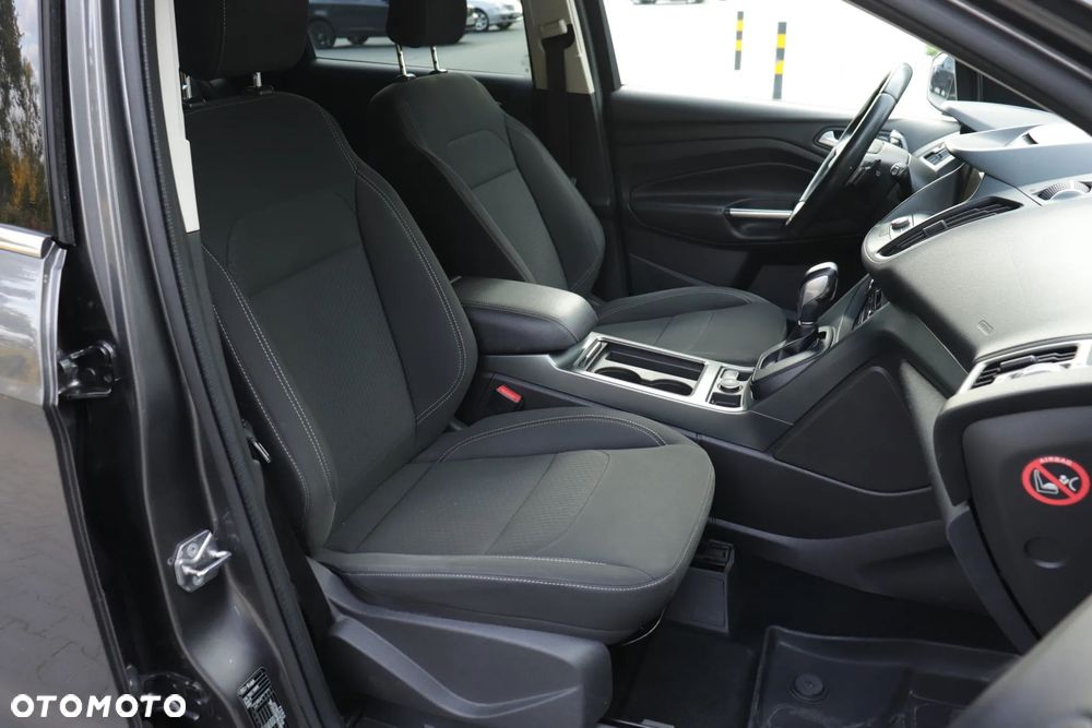 Ford Kuga - 23