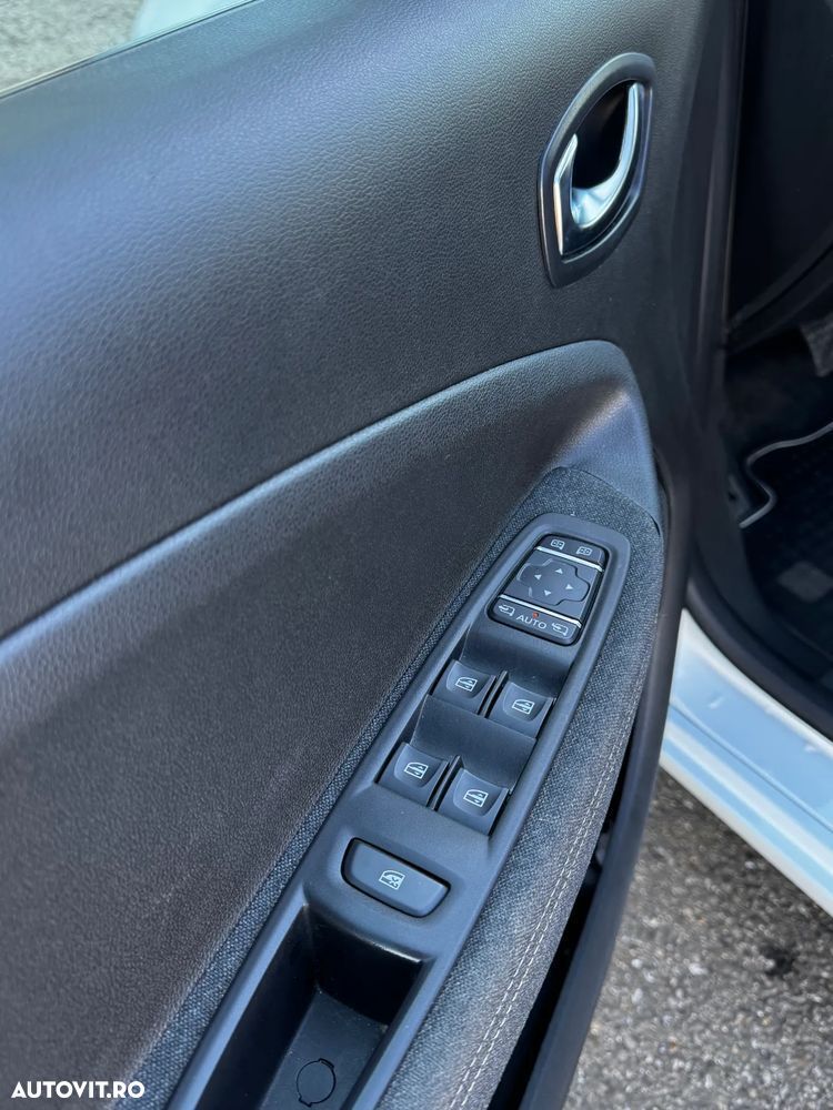 Renault ZOE 50 R135 Iconic - 10