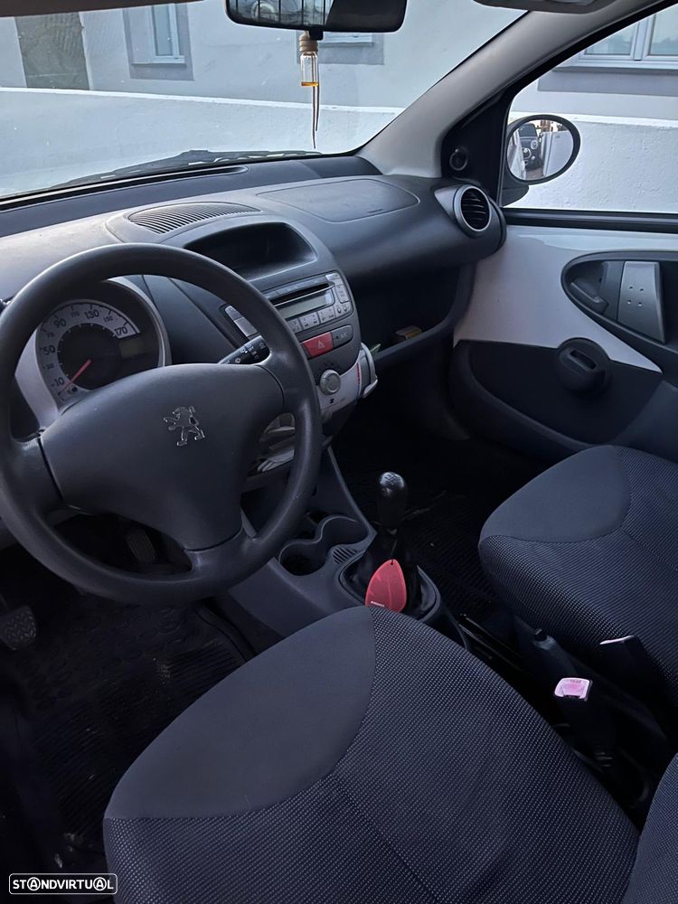 Peugeot 107 1.4 HDi Trendy - 6