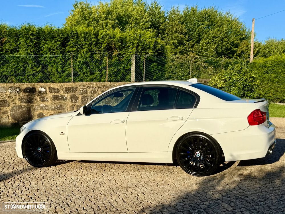 BMW 318 d Edition M Sport Shadow - 13