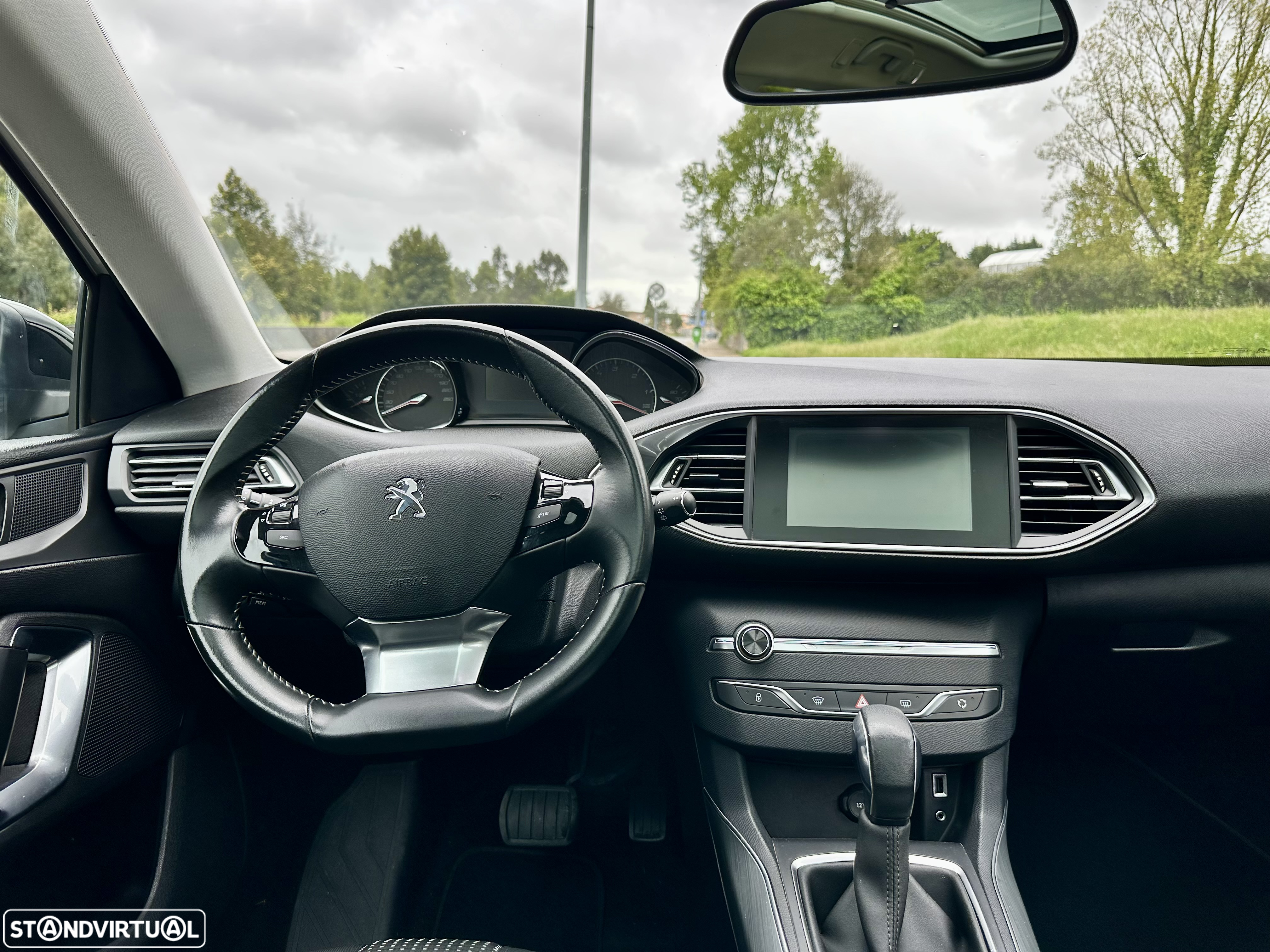 Peugeot 308 SW 1.6 BlueHDi Allure J17 EAT6 - 39