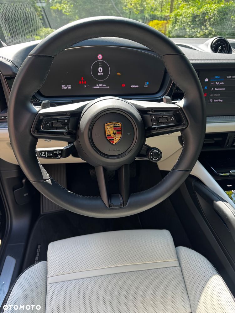Porsche Cayenne Standard - 9