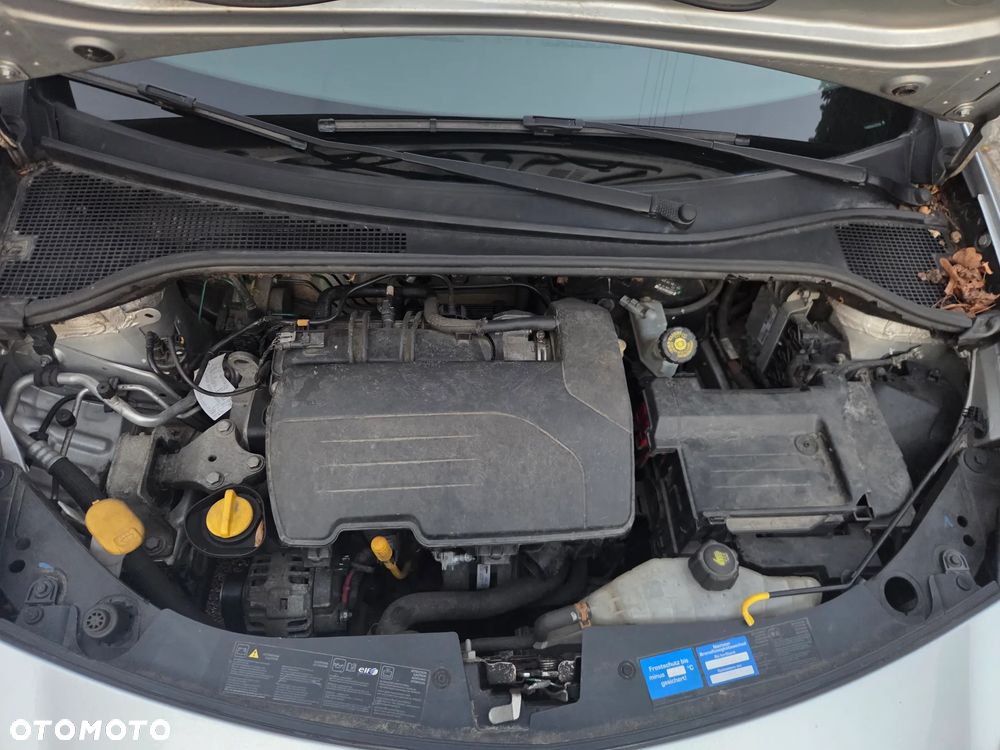 Renault Clio - 9