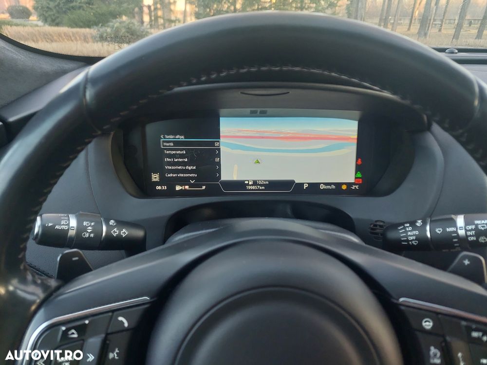 Jaguar F-Pace 20d AWD Aut. Portfolio - 18