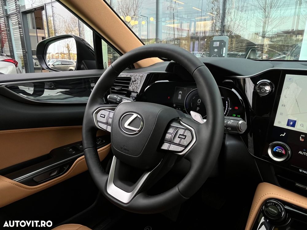 Lexus Seria NX 450h+ AWD CVT PHEV Executive - 23