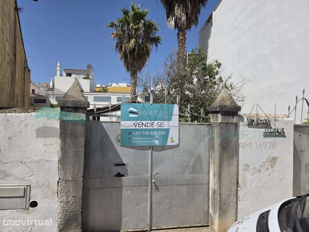Moradia T3 - Tavira no centro histórico, por recuperar - Grande imagem: 5/24