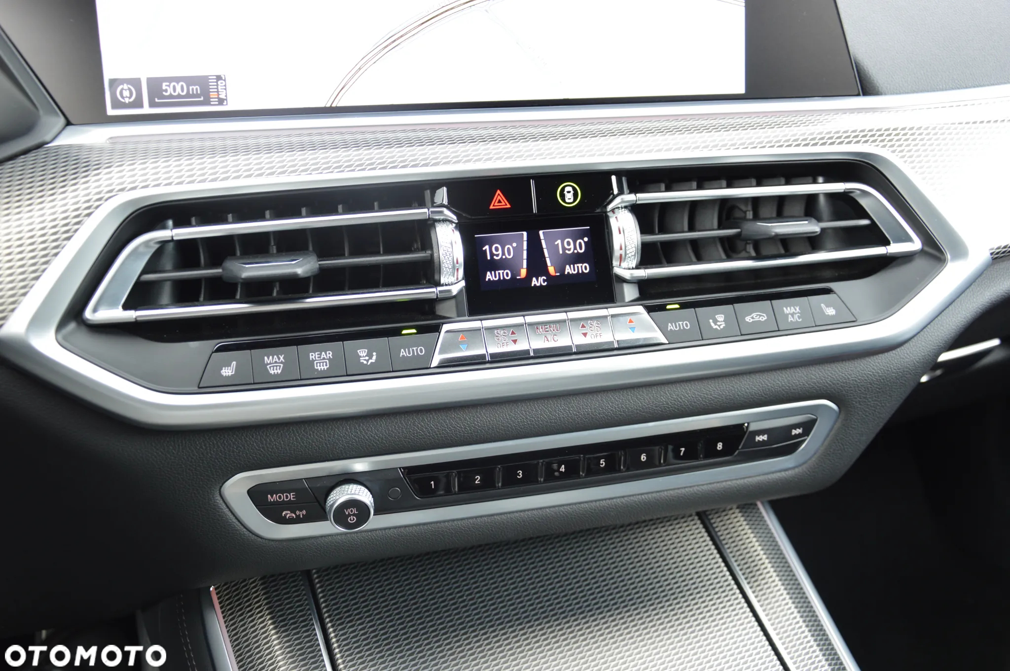 BMW X5 M M50i - 17