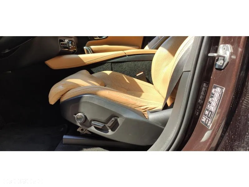 Volvo XC 90 T8 AWD Plug-In Hybrid Inscription 7os - 14