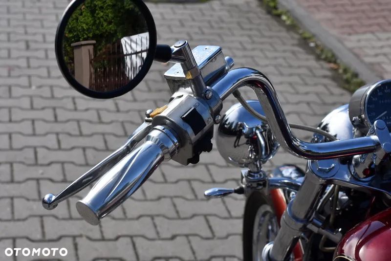 Suzuki Intruder - 29