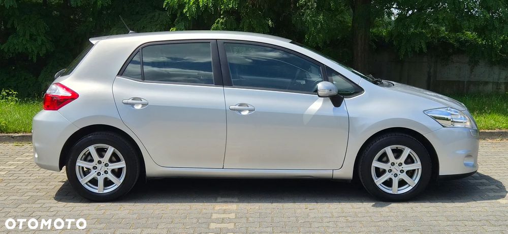 Toyota Auris 1.6 Valvematic Edition - 6