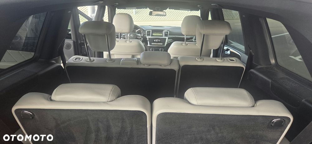 Mercedes-Benz GL - 14