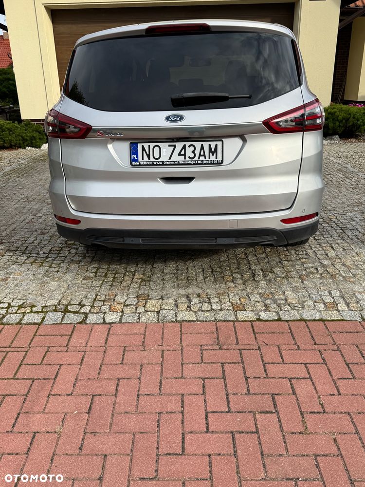 Ford S-Max - 9