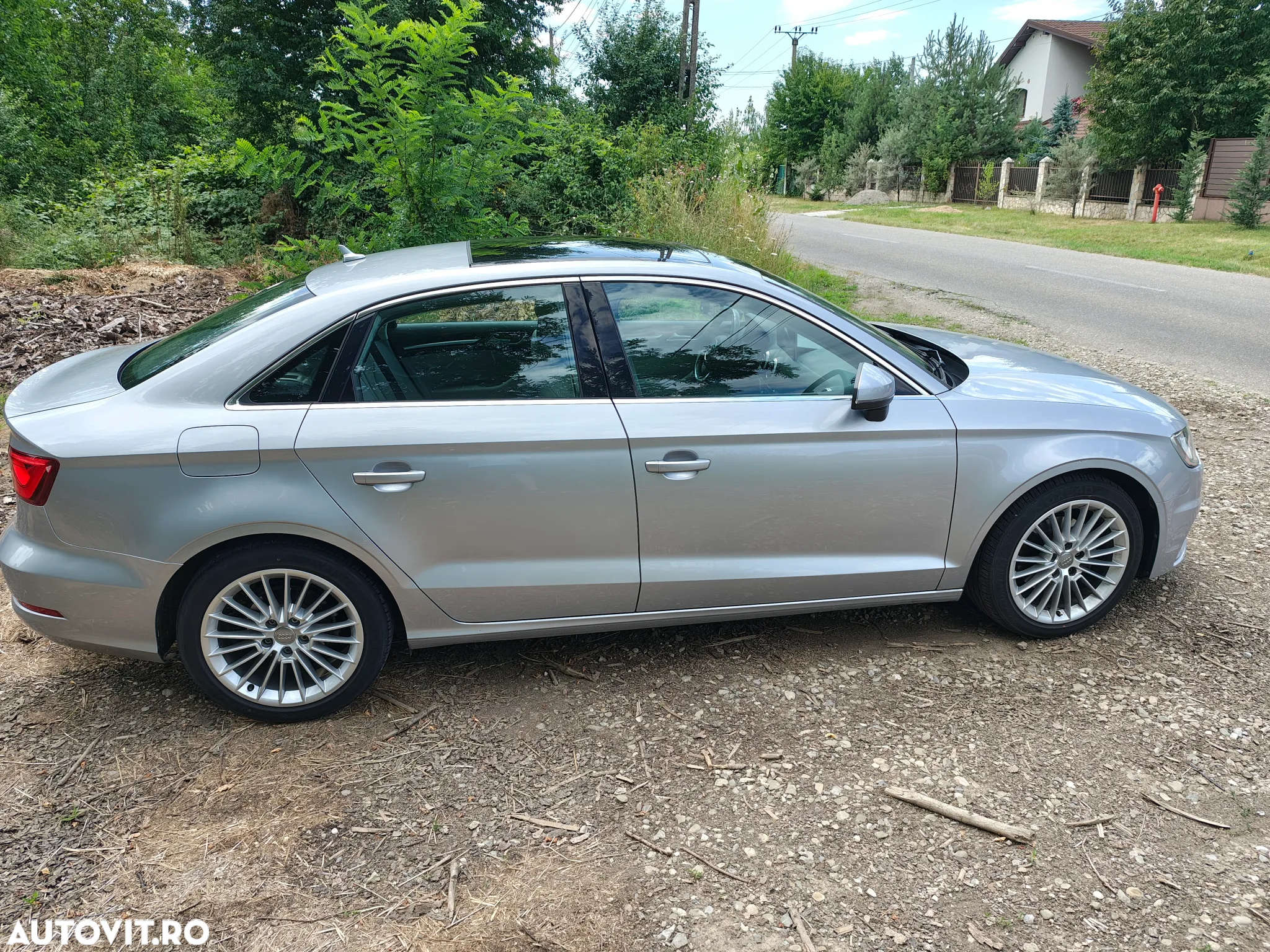 Audi A3 2.0 TDI S tronic Sport - 4