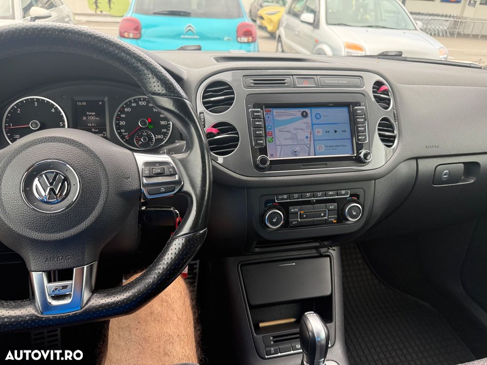 Volkswagen Tiguan - 10