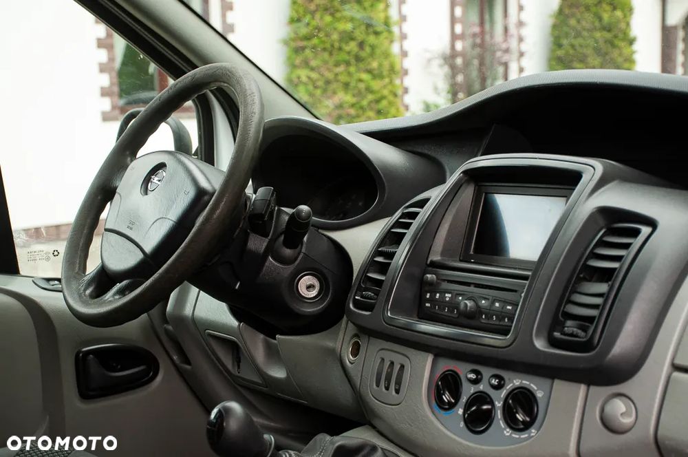 Opel VIVARO BRYGADÓWKA 6os - 33