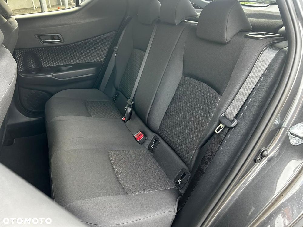 Toyota C-HR 2.0 Hybrid Style - 18