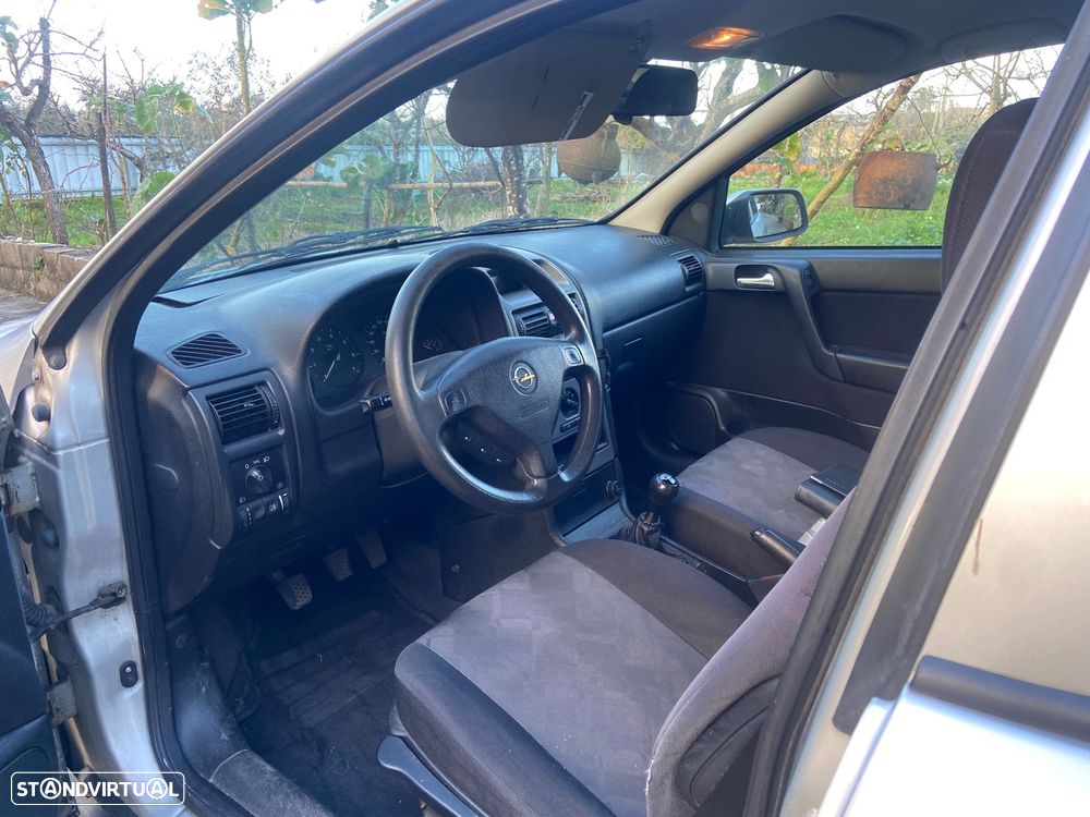 Opel Astra 1.2 Club - 6
