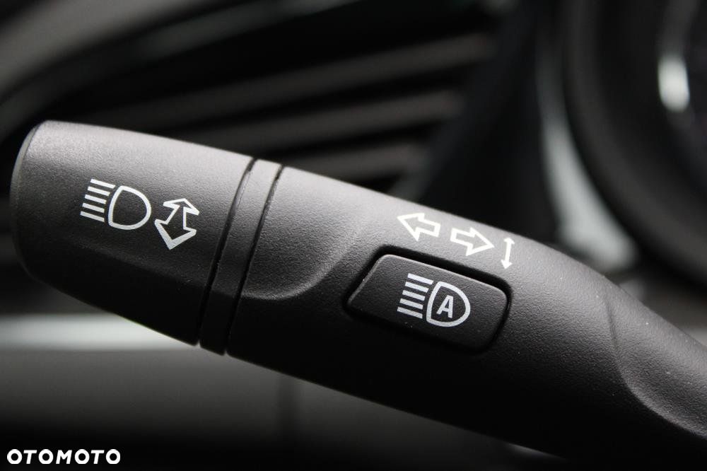 Opel Insignia - 23