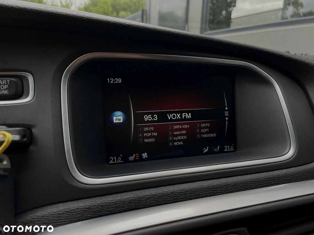 Volvo V40 Cross Country D3 Momentum - 26