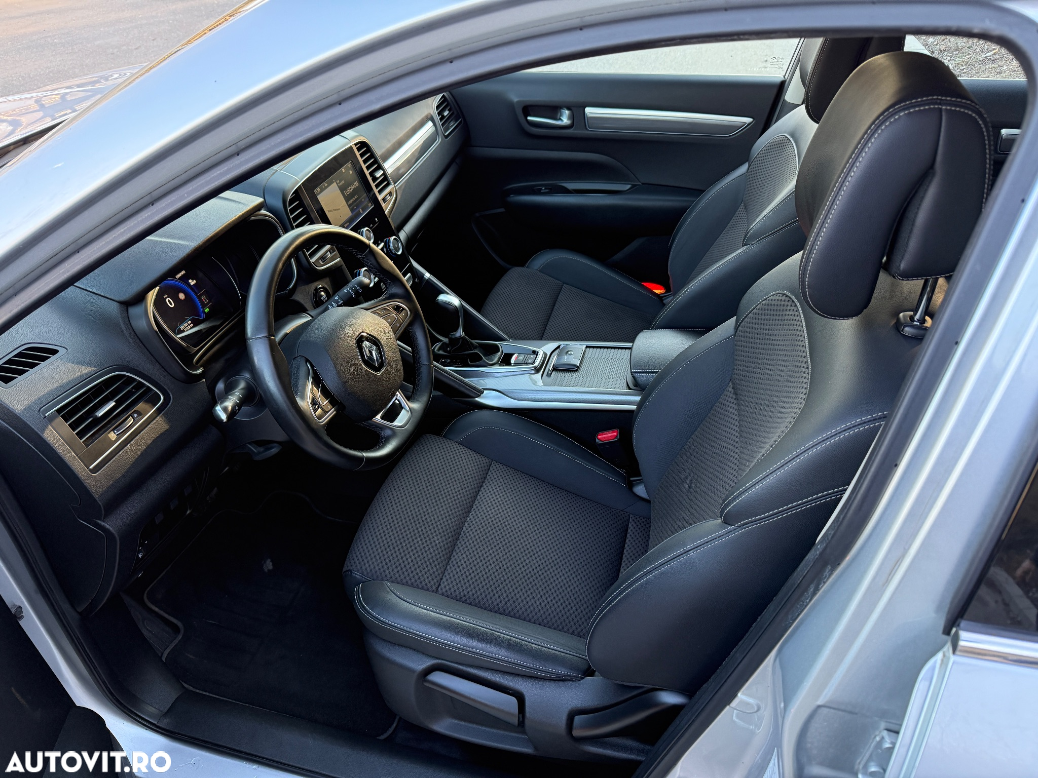 Renault Koleos ENERGY dCi 175 X-tronic LIMITED - 12
