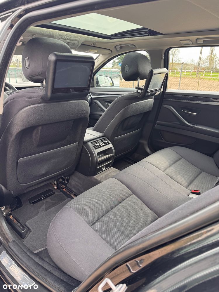BMW Seria 5 520d xDrive Luxury Line - 12