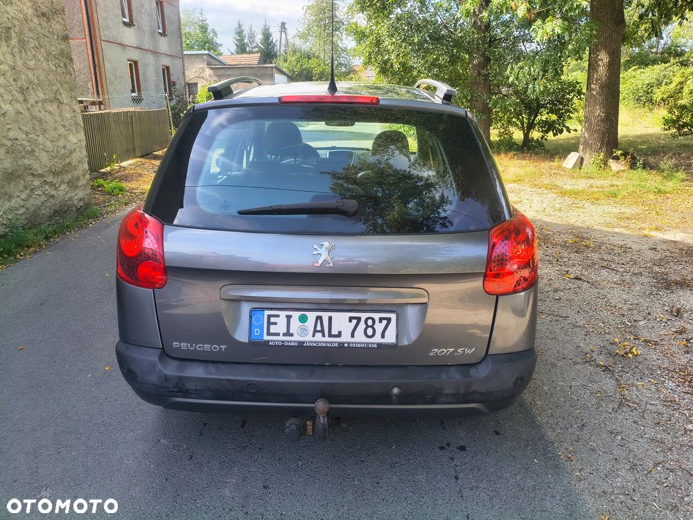 Peugeot 207 1.6 HDi Trendy - 6