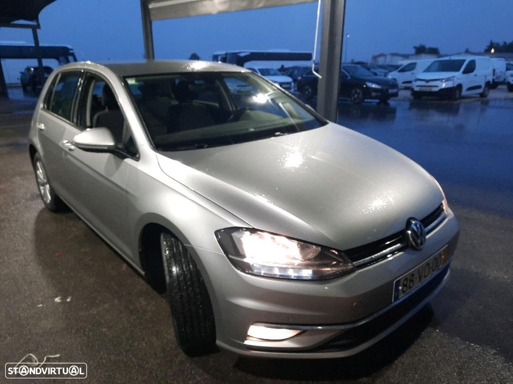VW Golf 1.6 TDI Confortline - 5