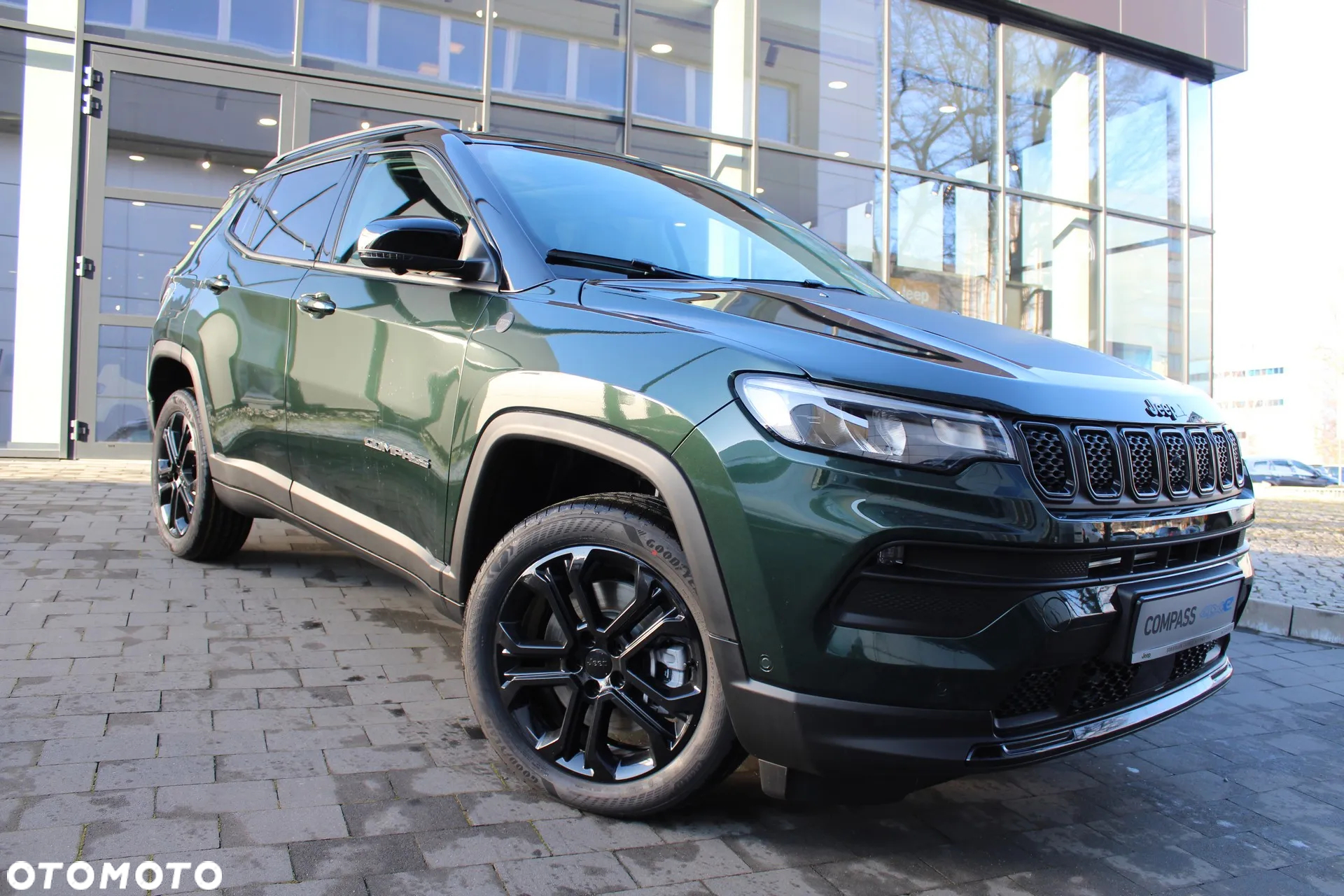 Jeep Compass - 2