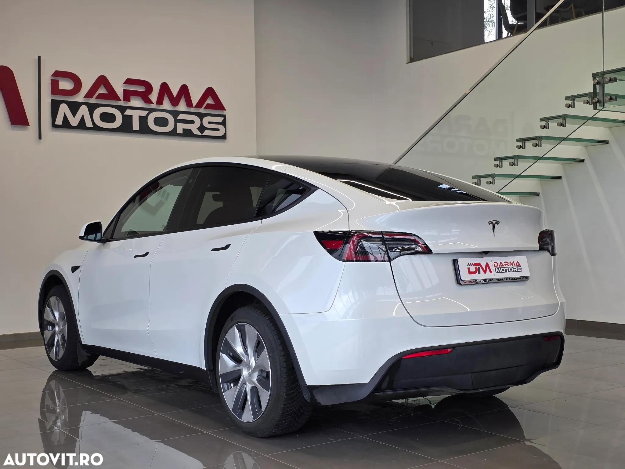 Tesla Model Y RWD - 7