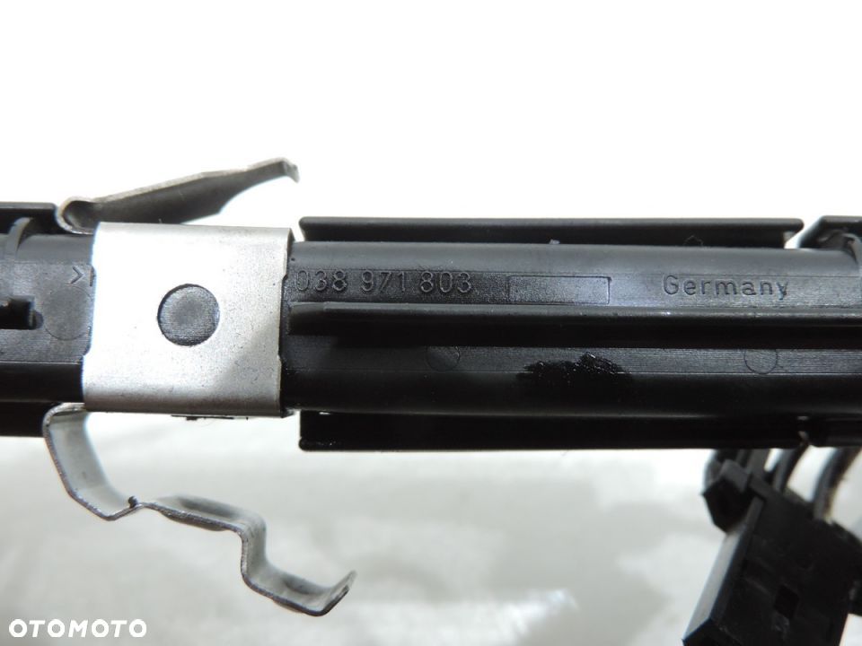 WIĄZKA INSTALACJA POMPOWTRYSKÓW OCTAVIA II 1.9 TDI - 8