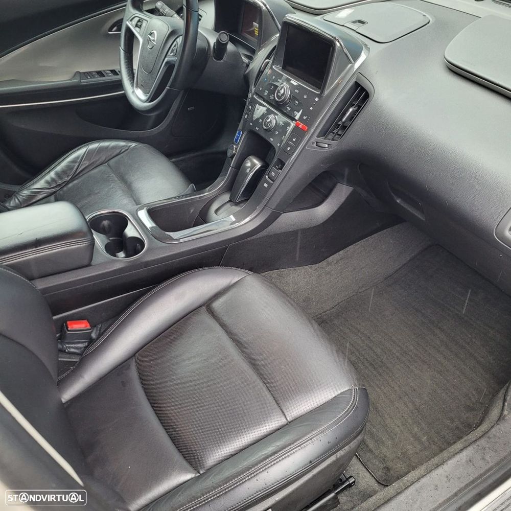 Opel Ampera - 14