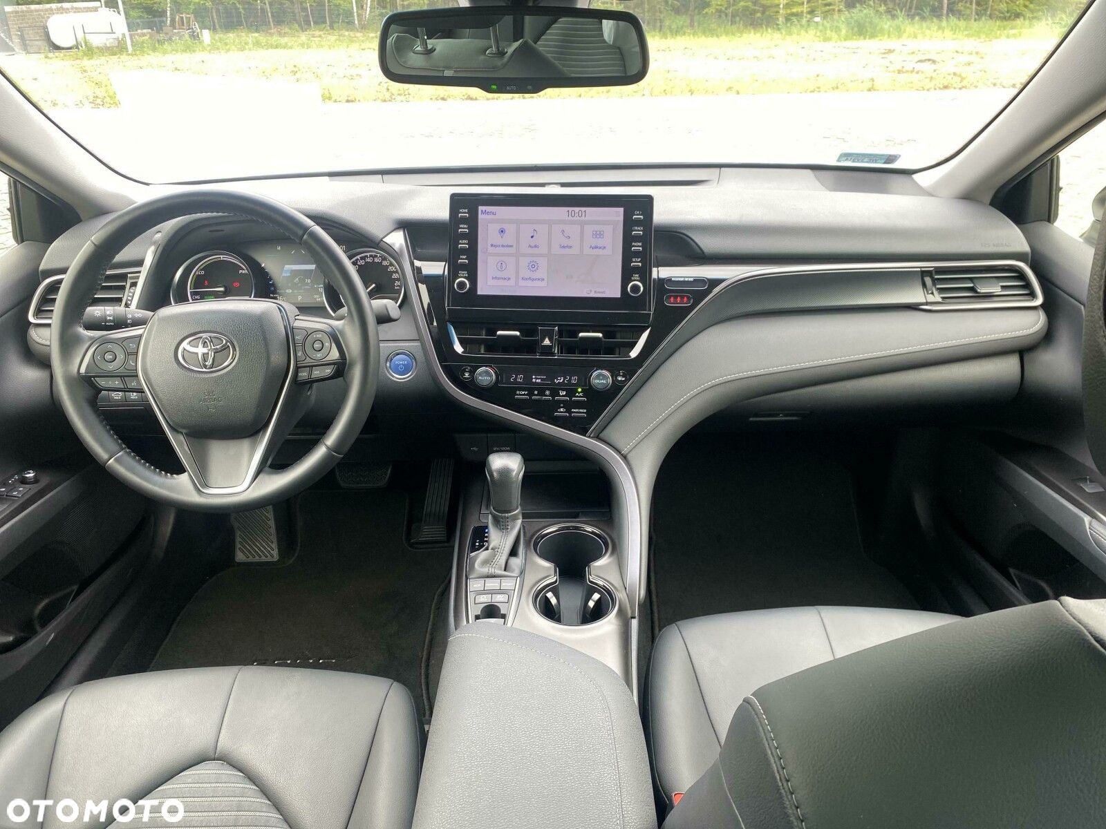 Toyota Camry - 26