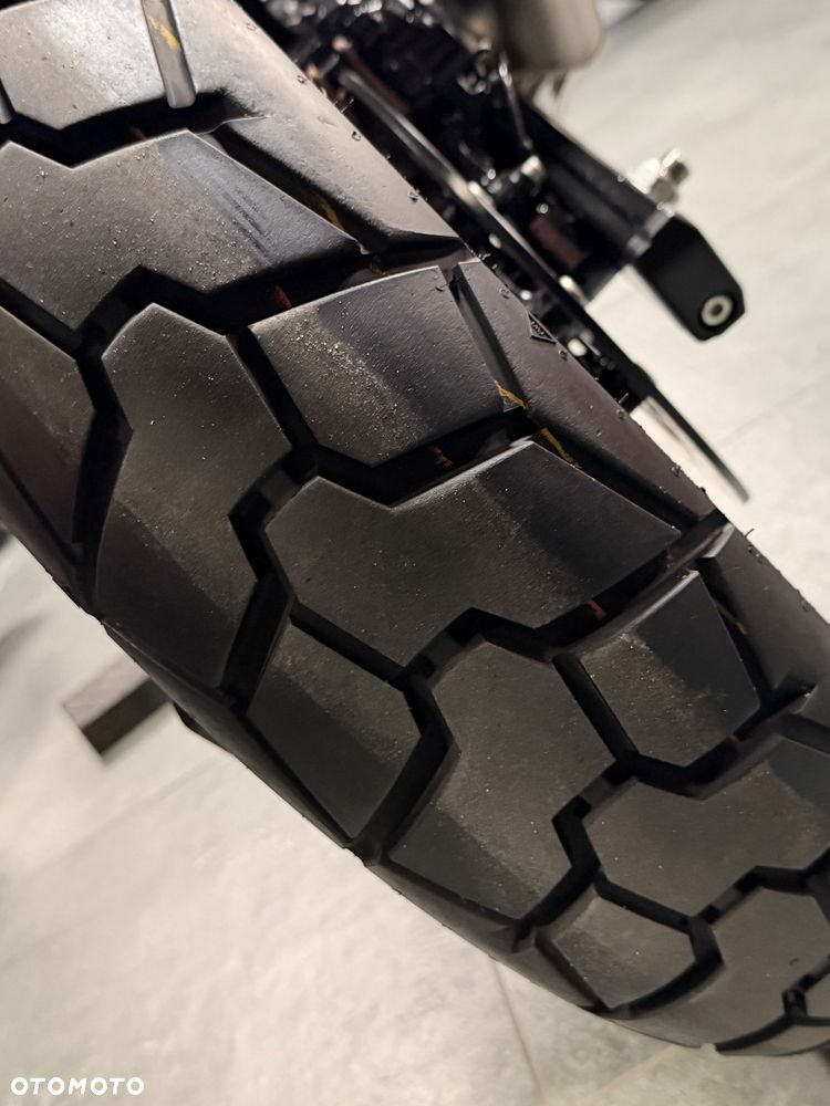 Royal Enfield Himalayan - 11